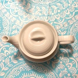 Pier 1 teapot ☕️